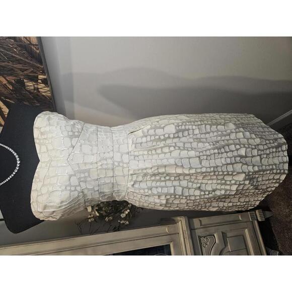 American Eagle Strapless A-Line Dress in Cream with Texture - Picture 1 of 10